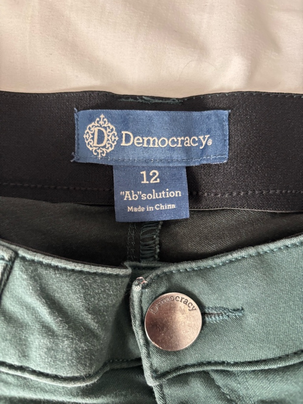 Democracy Absolution Green Straight Leg Pants Size 12 Stretch - Picture 7 of 8